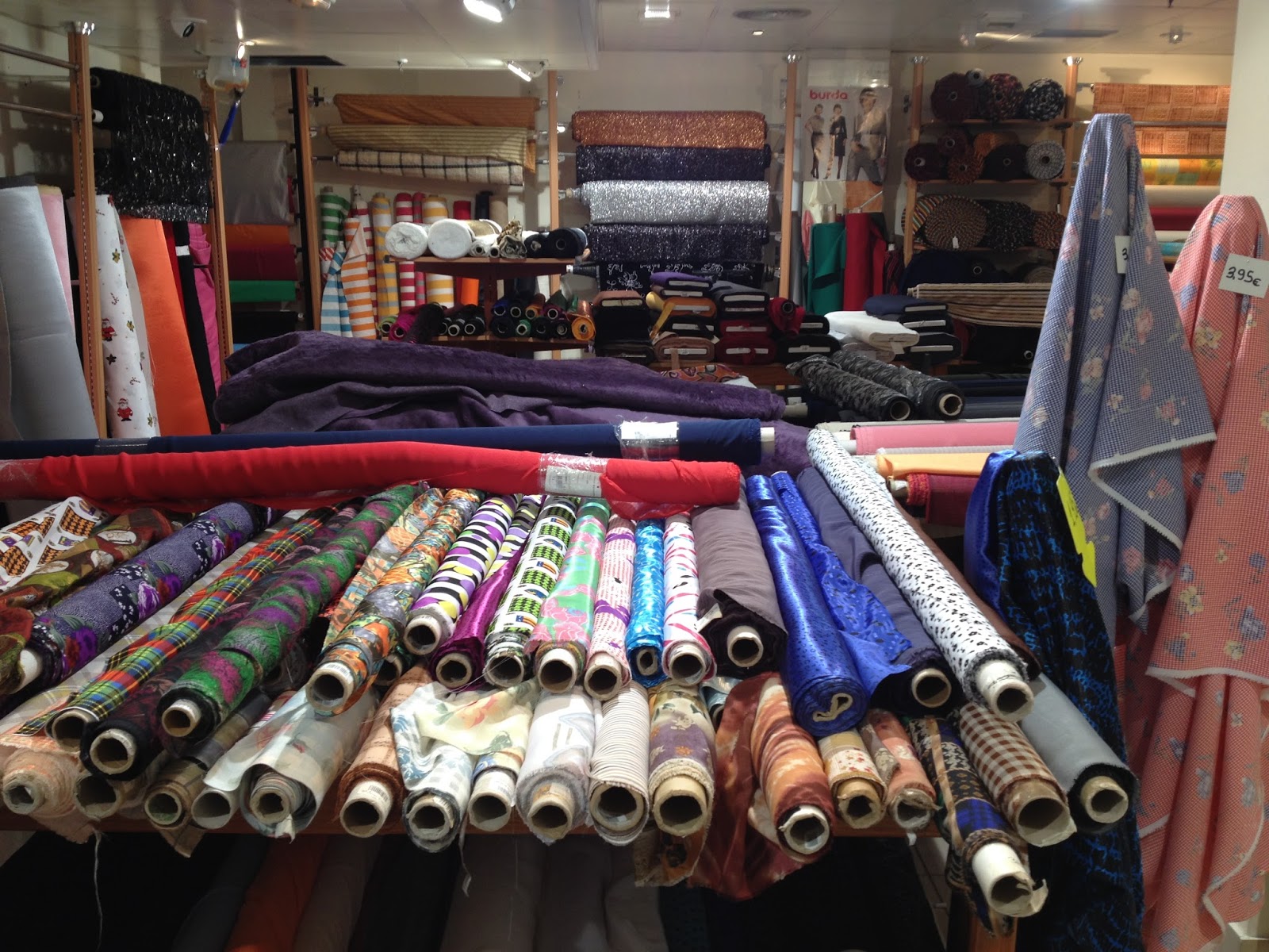 Fabric shopping in Tenerife Almacenes Herreros Tip top sewing