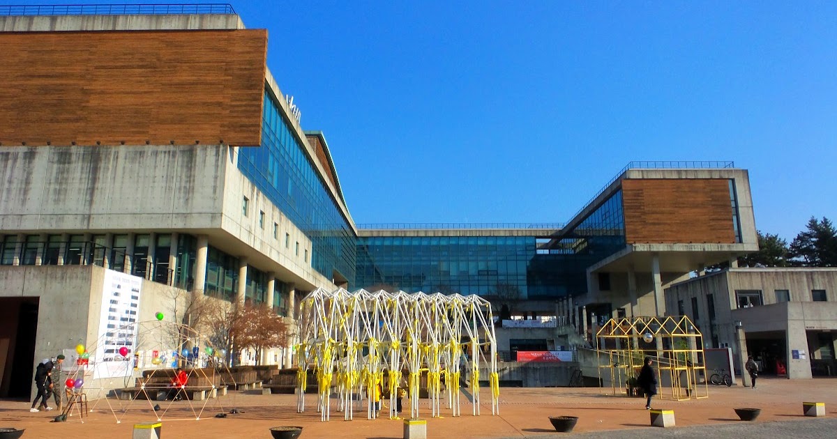 Korea National University of Arts Chic and Trendy!