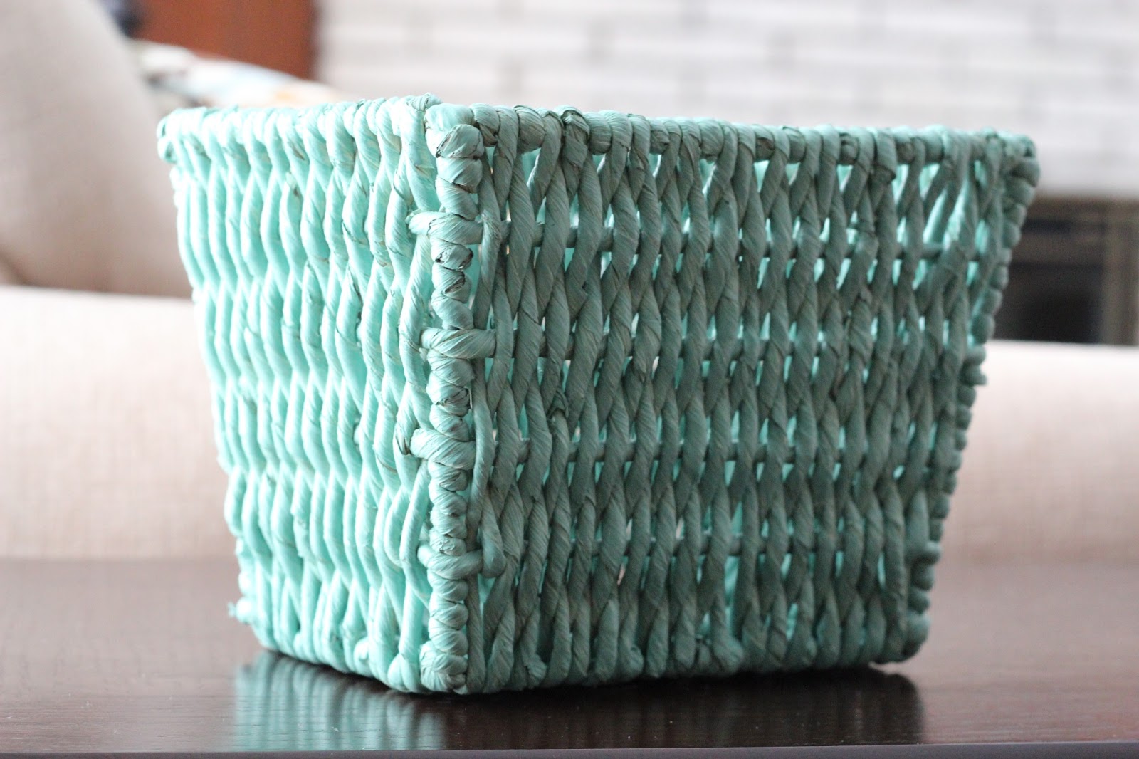 Easy Painted Wicker Baskets