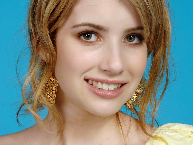 Emma Roberts Wallpapers Free Download