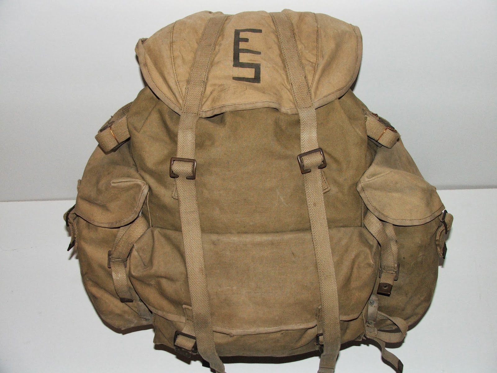 bingbabel British Army Pattern 42 Bergan Rucksack
