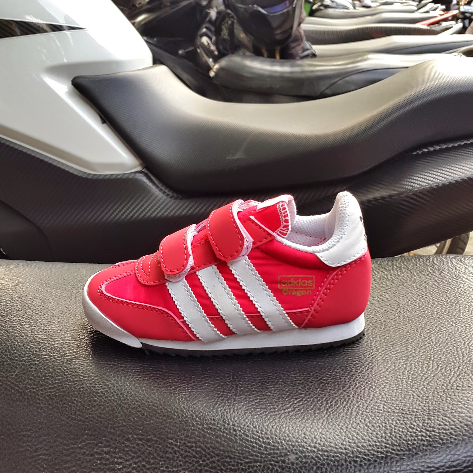 Adidas Pusat Grosir Sepatu Toko Sepatu adidas pusat grosir sepatu toko sepatu