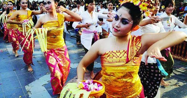 Kebudayaan Indonesia Asal Usul Sejarah Tari Pendet Dari Bali