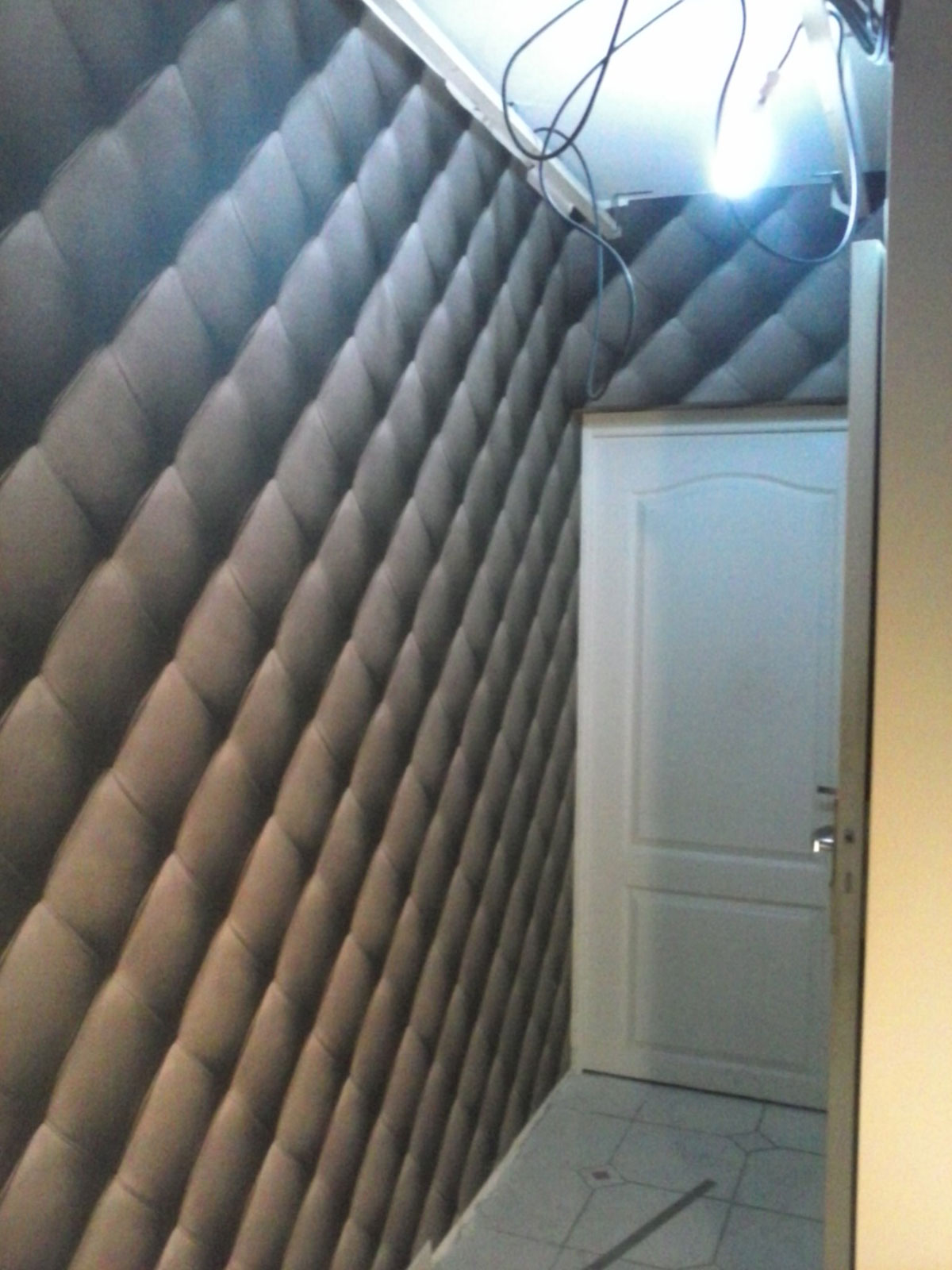 Papier peint pour couloir sombre