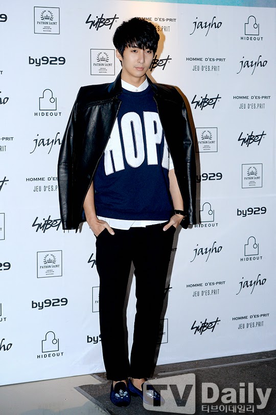 [Media Photo] Kim Hyung Jun - Attends 2015 S/S Seoul Fashion Week [14.
