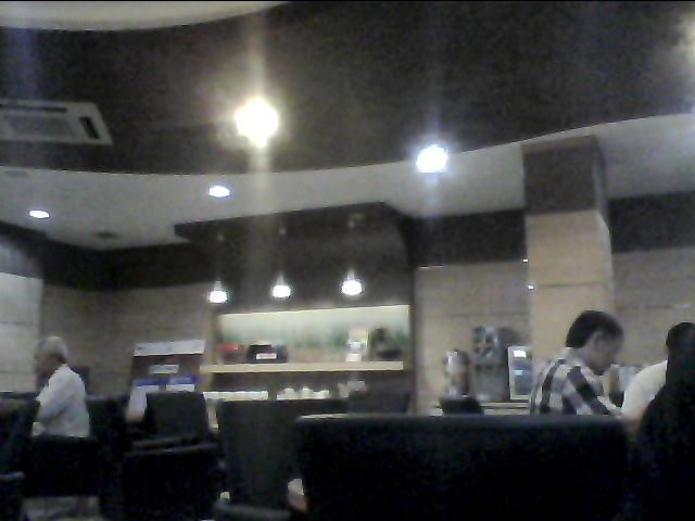 My Journal Of Live Ruang Tunggu Di Bengkel Mobil