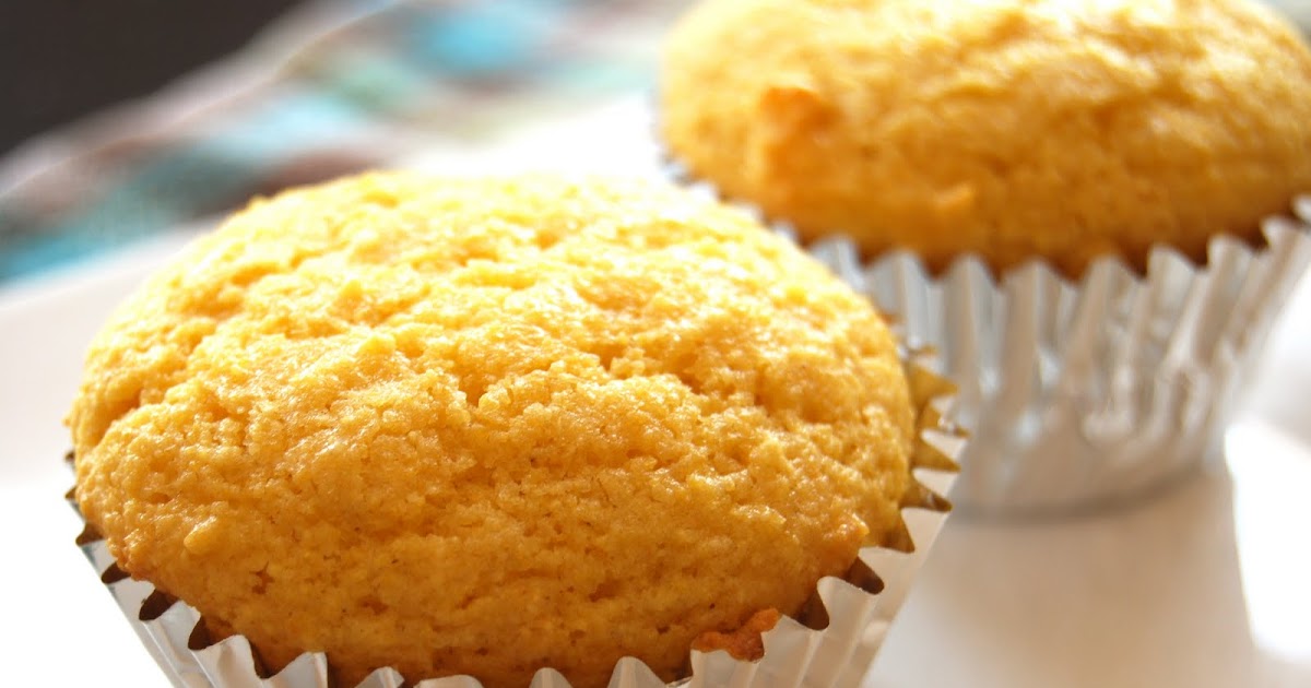 Macaroni and Cheesecake Famous Dave's Sweet Corn Bread Muffins