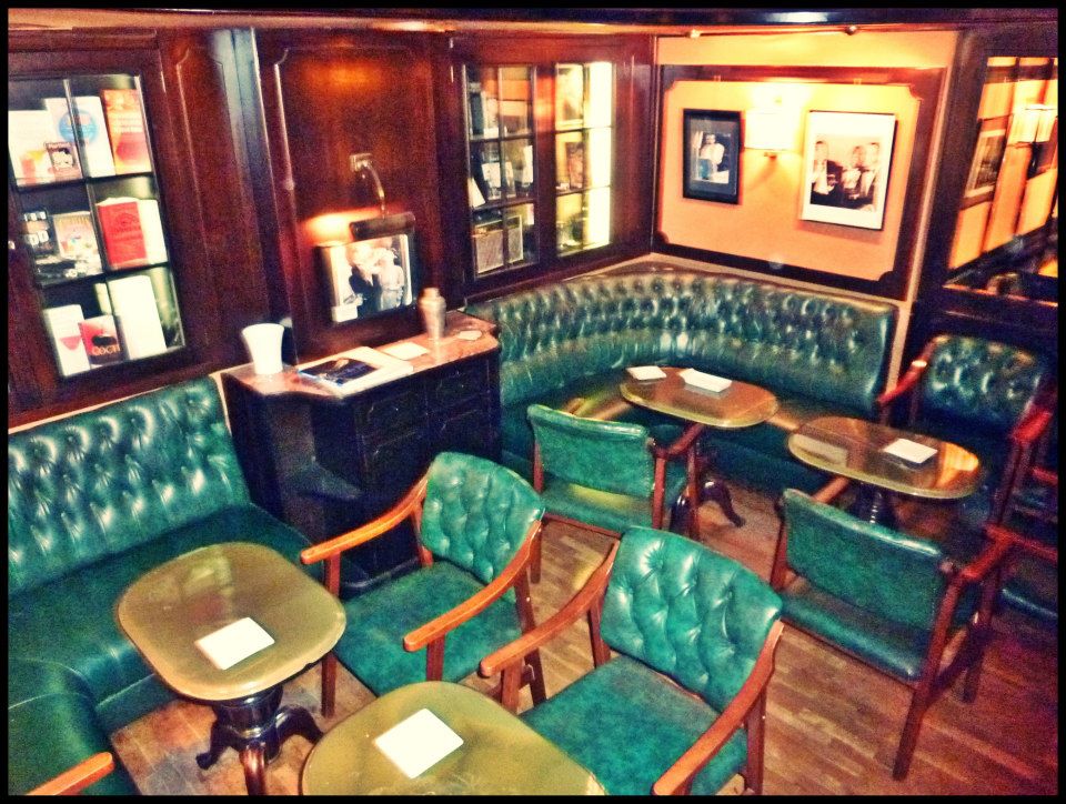 Barcelona en un cóctel Gin Fizz Cocktail Bar