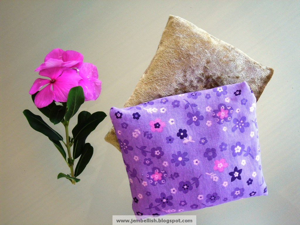 Creating my way to Success How to make your own mouse pad wrist rest in 5 steps and 15 minutes