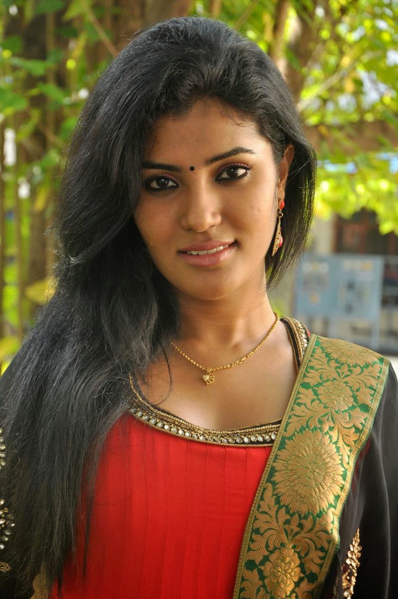 South Actress Hot Pics: Rythamika Latest Cute Photos