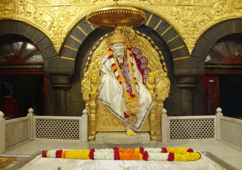 Bhagwan Ji Help me SHIRDI SAI DARBAR IMAGES