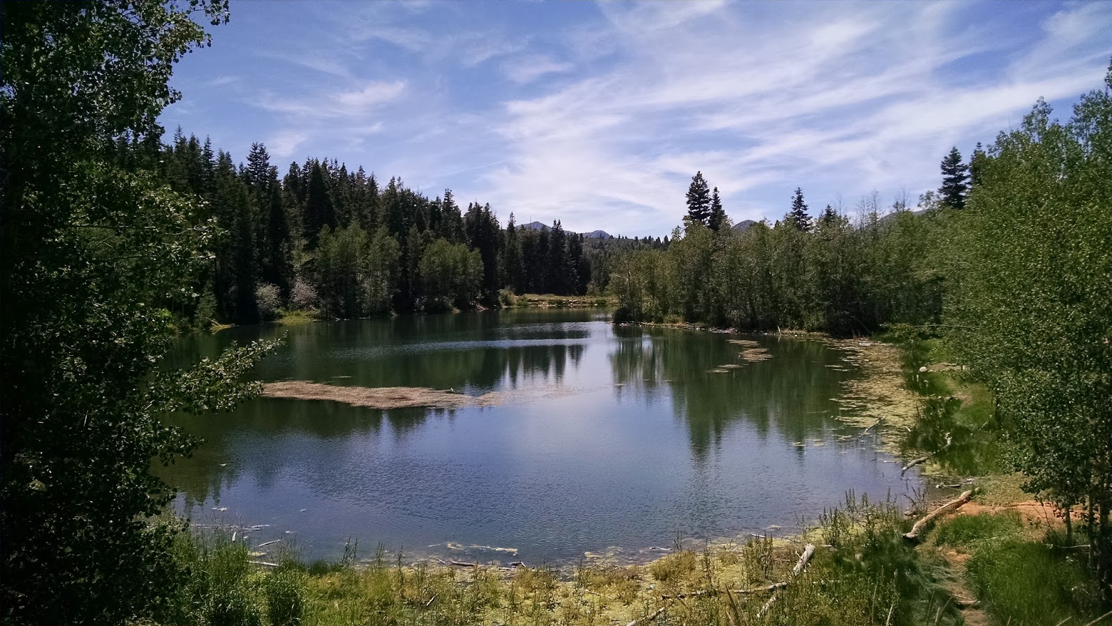 Running on Eddie Payson Lake Recreation Area
