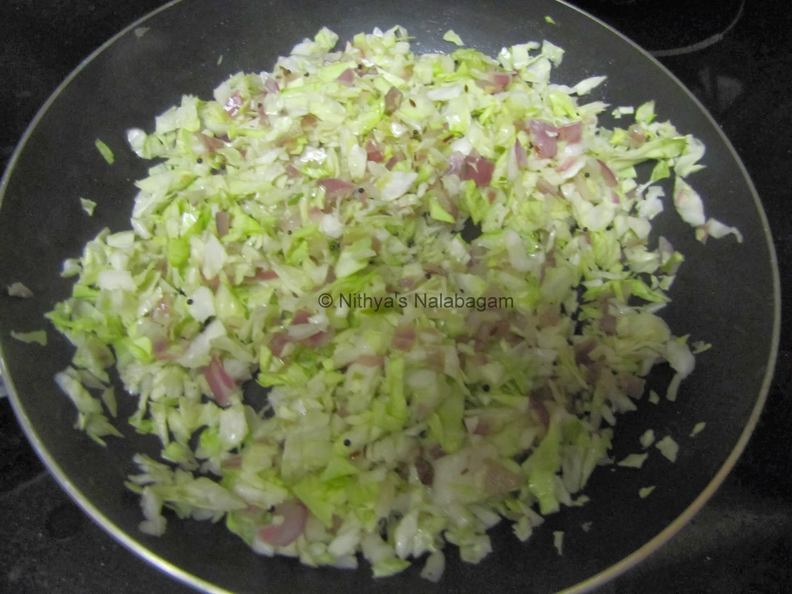 Cabbage and Green Peas Dry Curry Cabbage and Green Peas stir fry