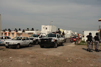 APARECEN DOS MUERTOS EN RÍO MEDIO LOMAS III Aparecen+dos+muertos...6