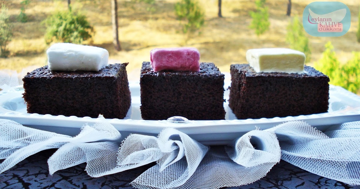 KUSURSUZ ISLAK KEK Leyla�nın Kahve Dükkanı