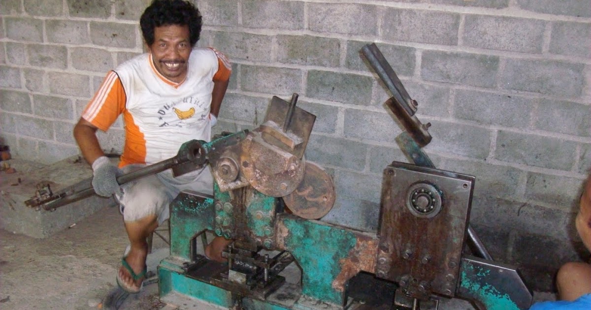 kerajinan logam: alat kerja kerajinan logam sederhana