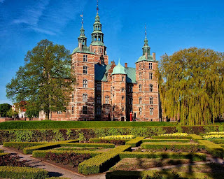 Rosenborg Slot (Замок Розенборг) Rosenborg Slot (Замок Розенборг)