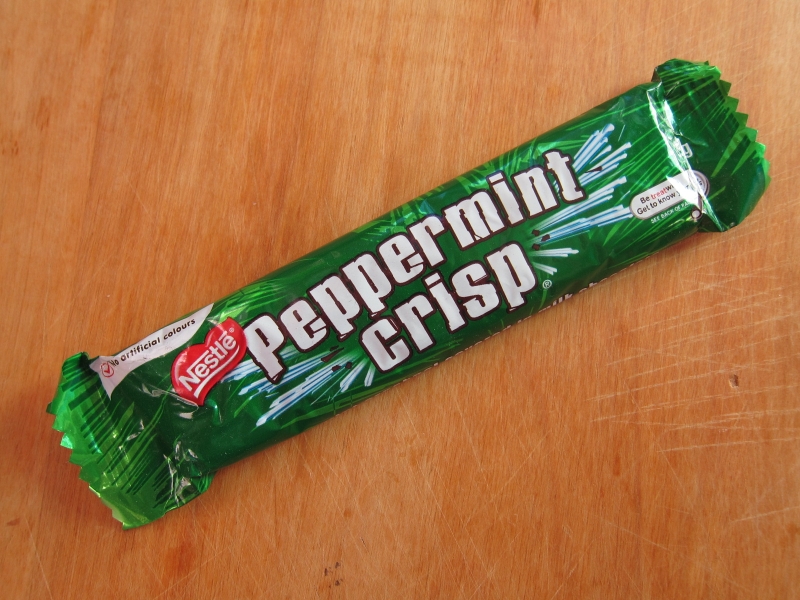 Review Nestle Peppermint Crisp Brand Eating