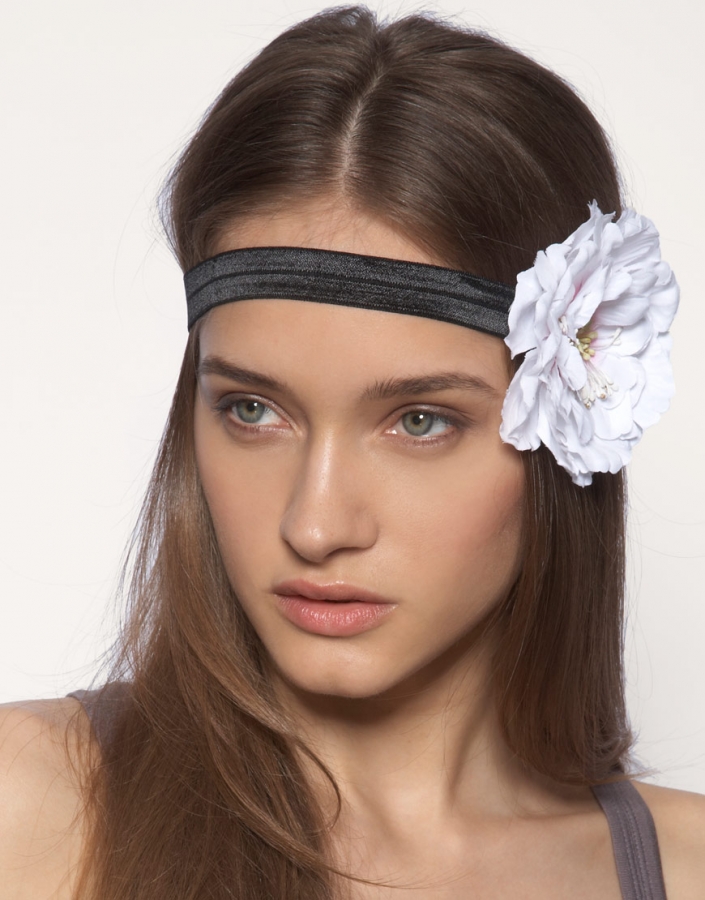 Pretty headbands, hair accessories and style