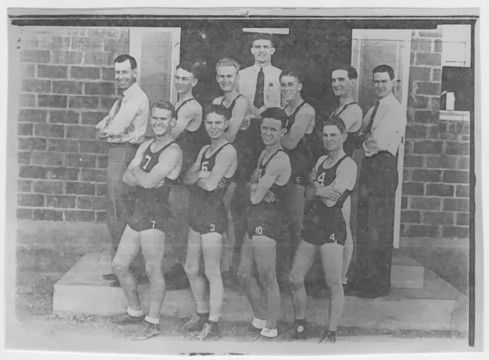 Texas Mountain Trail Daily Photo 19356 Van Horn Basketball Team