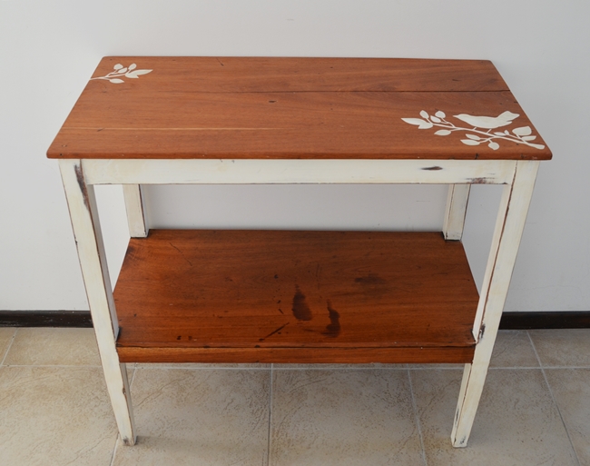 Madera & blanco (más un pajarito) para una mesa / Vero Palazzo Home Deco