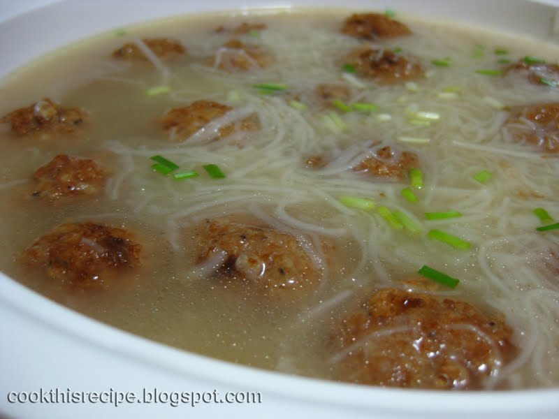 Cook this Recipe Recipe Misua Soup with Fried Meatballs