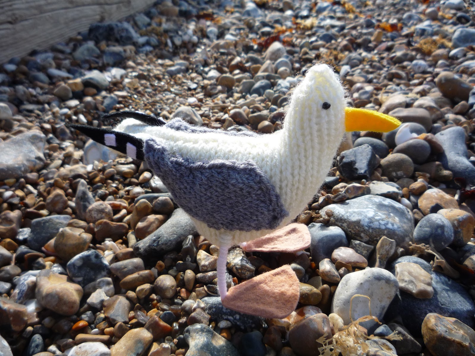Knit for Victory Cute seagull