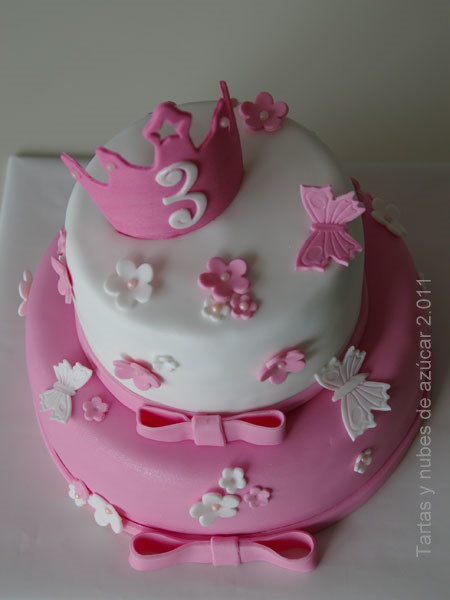 Tortas de princesa con corona - Imagui