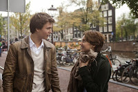shailene woodley and ansel elgort in the fault in our stars