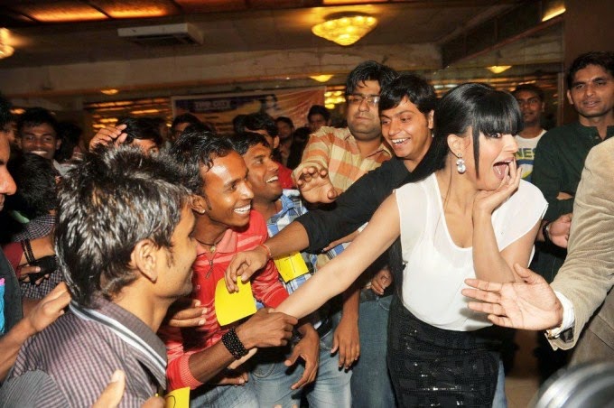 Bollywood Celebrities Top 10 Most Controversial Hot Unseen Scandal