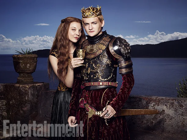 Margaery Tyrell (Natalie Dormer) y el Rey Joffrey Baratheon (Jack Gleeson)