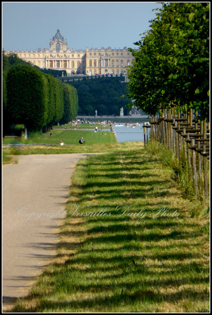 Château de Versailles vu de la grille royale