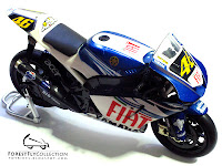 1:12 scale Yamaha M1 Fiat GP9 Valentino Rossi
