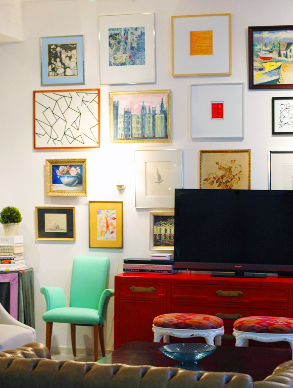 1201north Julie's Living Room TV Wall Art Gallery