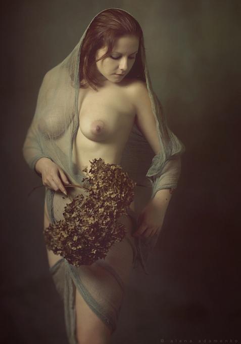 alena adamenko fotografia nudez manipulação digital mundo surreal