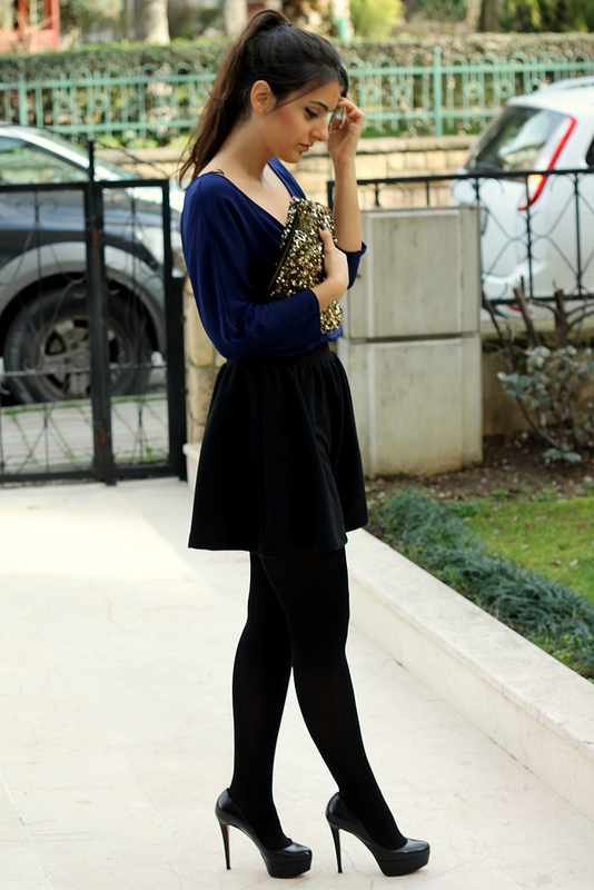 What is appropriate to wear to a funeral when you�re on a