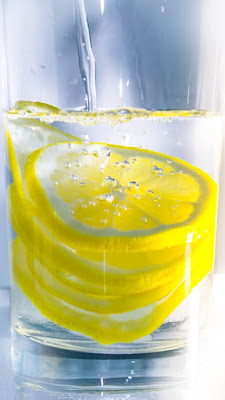 Fakta Dibalik Diet Air Lemon untuk Menurunkan Berat Badan Fakta Dibalik Diet Air Lemon untuk Menurunkan Berat Badan