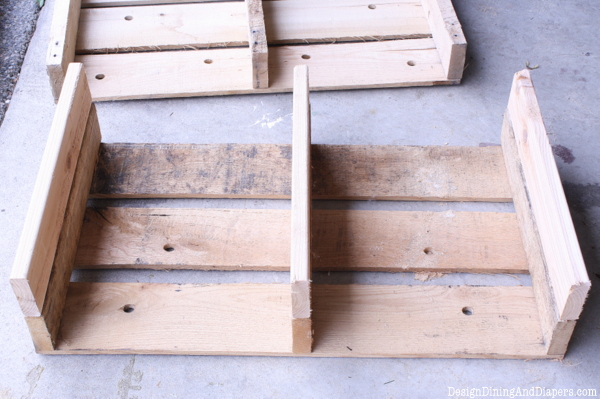Build a pallet wood media centre - By Design, Dining and Diapers featured on I Love That Junk