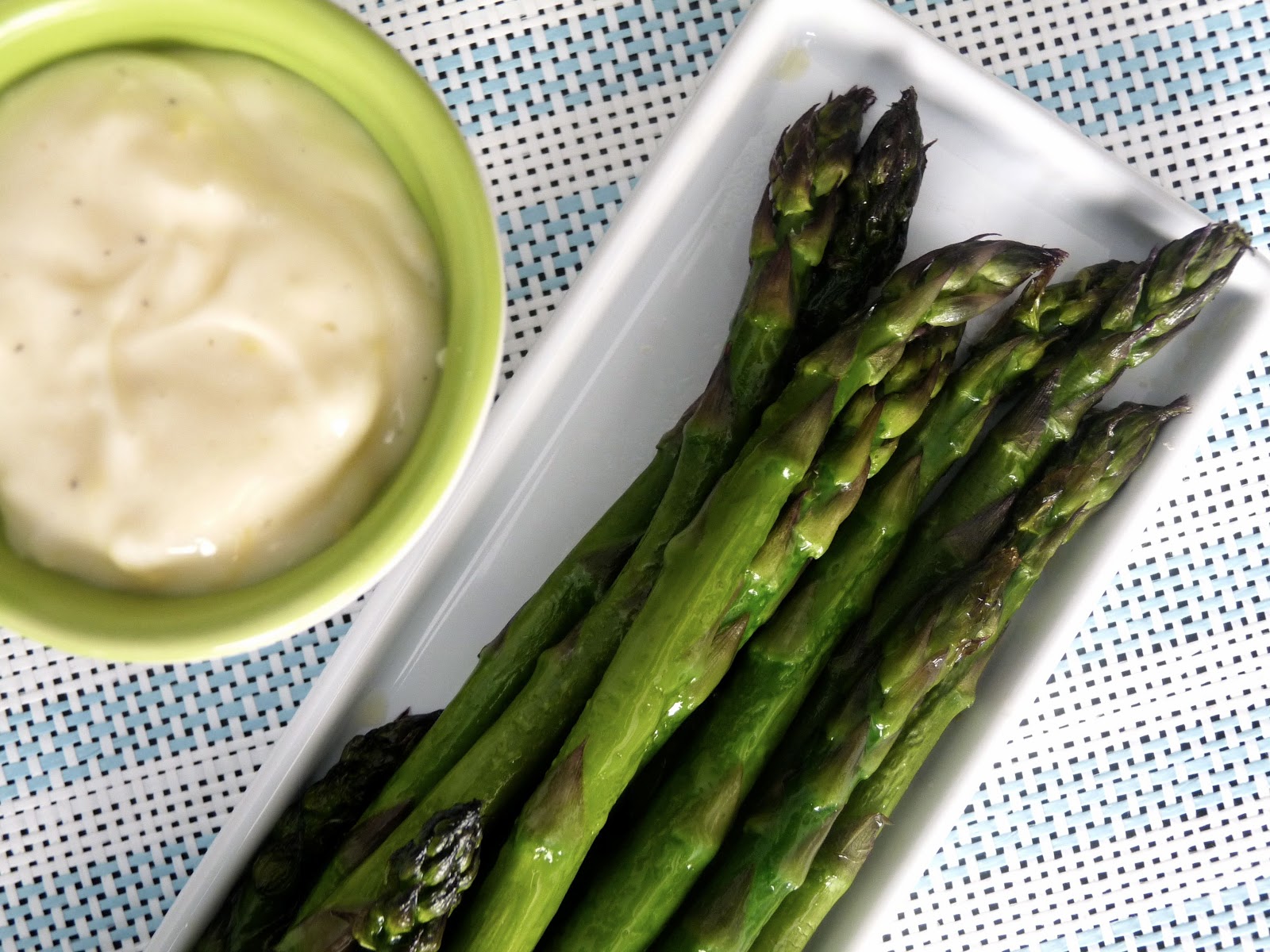 Roasted Asparagus w/ Lemon Aioli