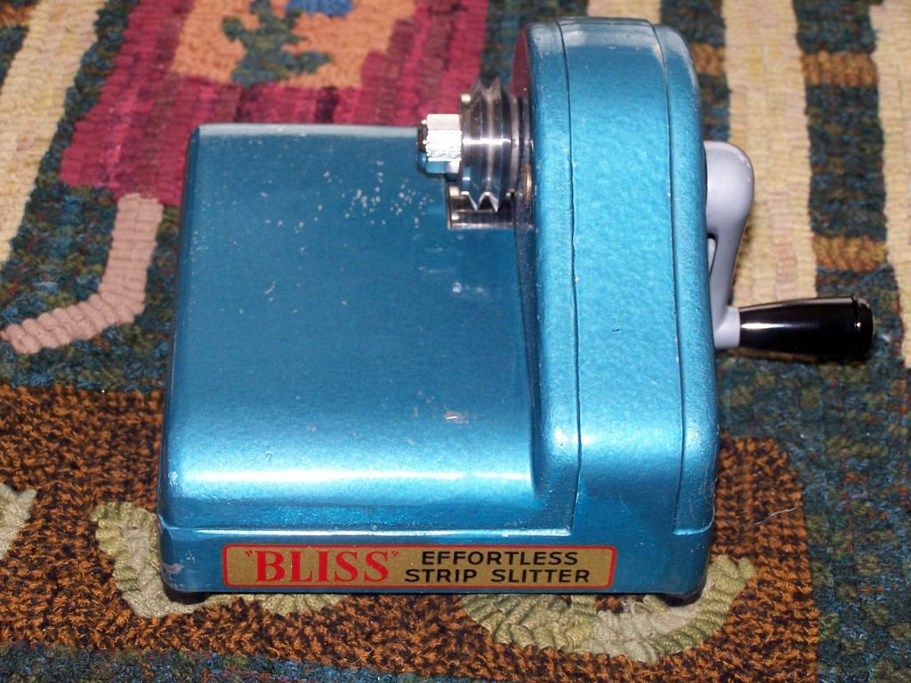 Crescent Lane Hooker Cleaning and lubricating your Bliss Cutter