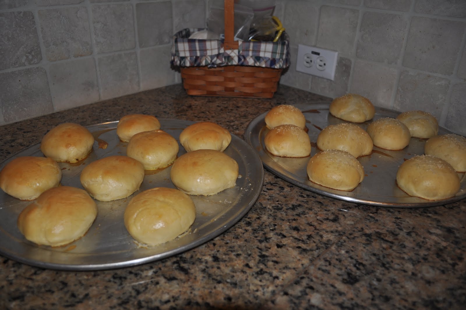 Beth's Favorite Recipes: Bread Maker Hamburger Buns