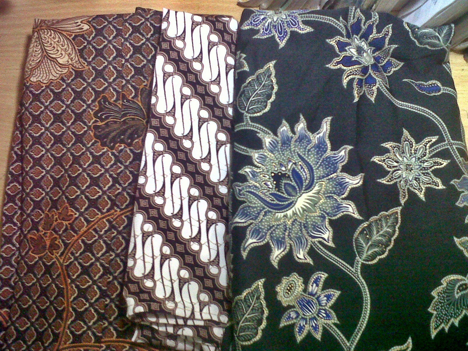 Aderia Kebaya Beberapa Jenis Kain Yang Digunakan Pada Kebaya