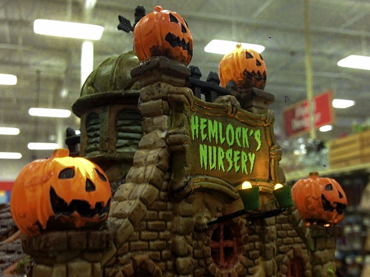 Incredible Halloween Village at Michaels · tobyblog’s Tobyblog