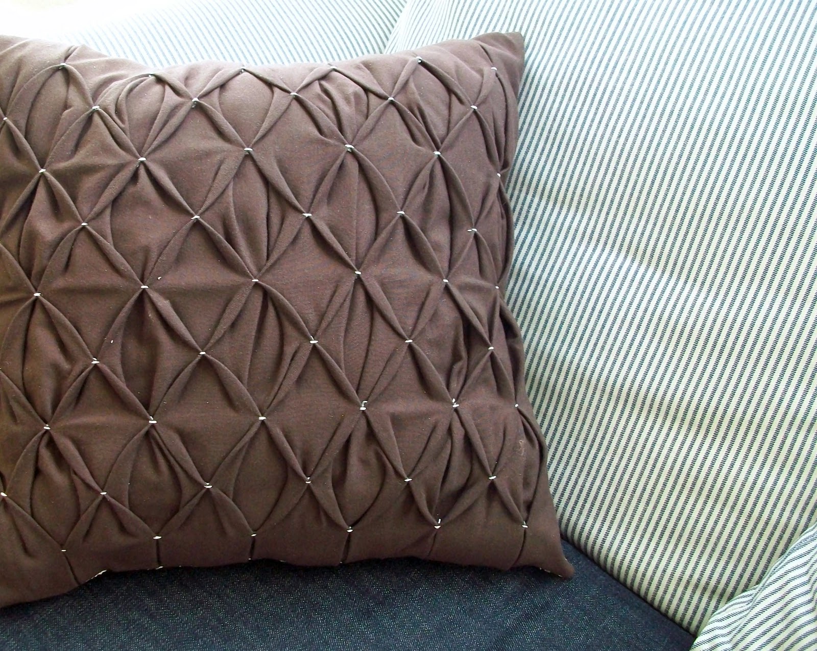 Honeycomb Pleated Pillow - Heather Handmade
