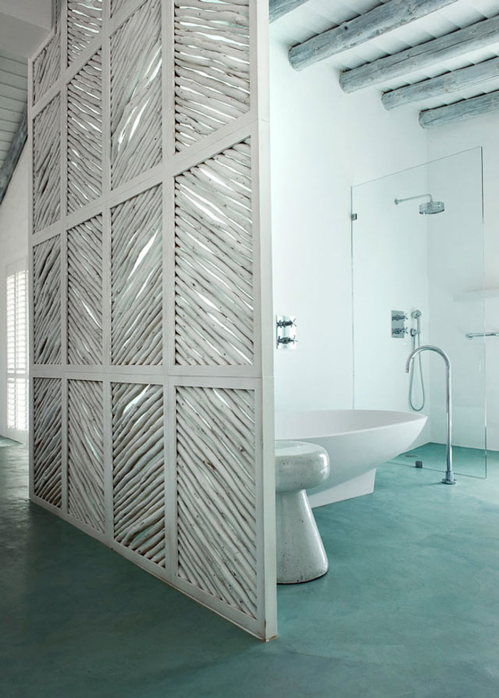 Mediterranean style with Wood by the Sea | With Or Without Shoes - Blog