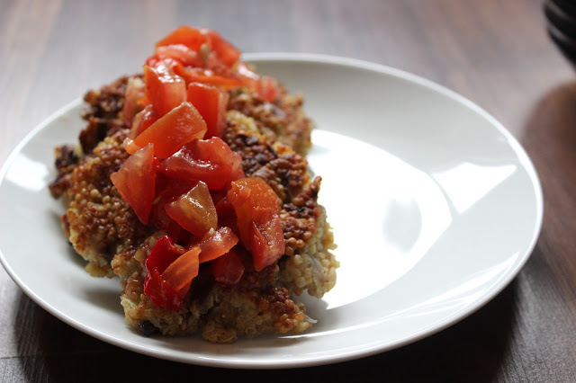 Quinoa Cakes with Tomato-Pepper Chutney | A Hoppy Medium