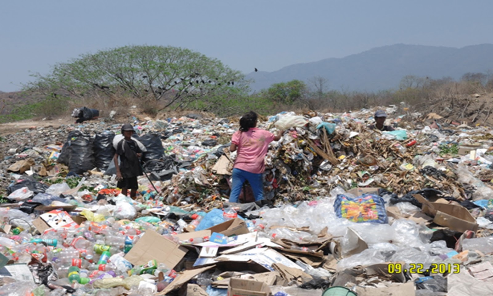 Resultado de imagen para fotos basurero de petatlan y zihuatanejo