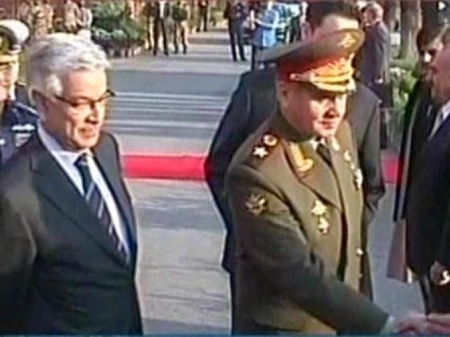 وزير الدفاع الروسي يزور باكستان اليوم  Pakistan%2C%2BRussia%2Bsign%2B'milestone'%2Bmilitary%2Bcooperation%2Bpact
