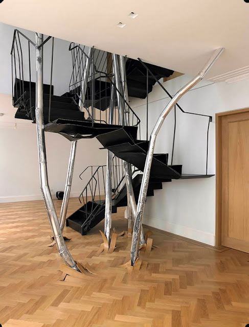 уникальный и креативный дизайн лестницы фото