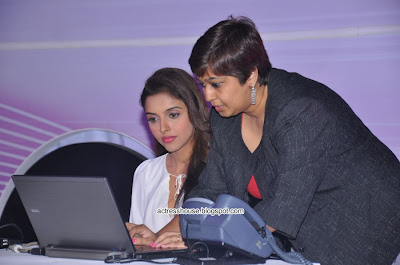 Asin at Fair & Lovely Expert Express launch